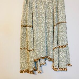 Chic Floral Midi Skirt in Green and Brown